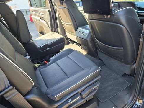 Used 2021 Cadillac Escalade Sport image 11