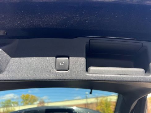 Used 2023 Ford Escape Active image 15