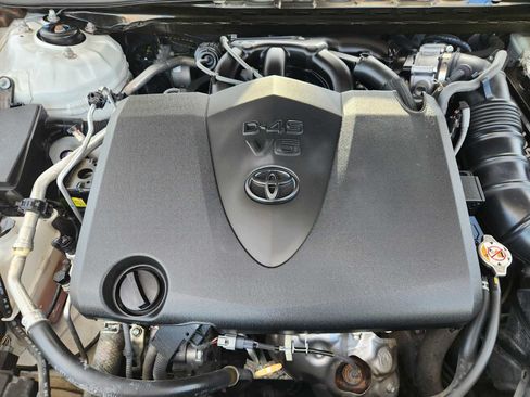 Used 2019 Toyota Avalon XSE FWD image 31