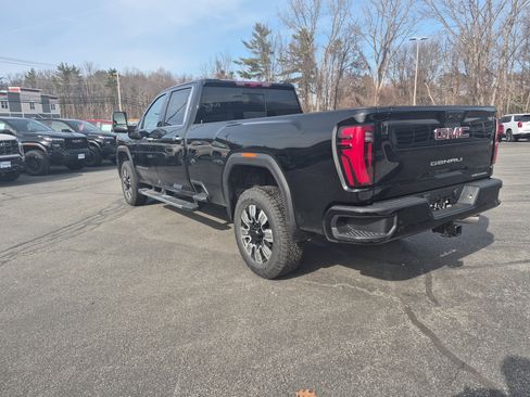 New 2026 GMC Sierra 2500 Denali w/ Technology Package AWD/4WD image 3