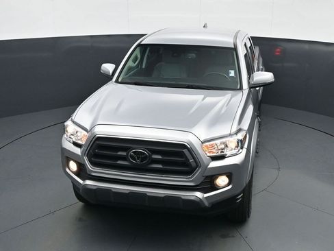 Used 2023 Toyota Tacoma SR5 w/ Technology Package AWD/4WD image 16