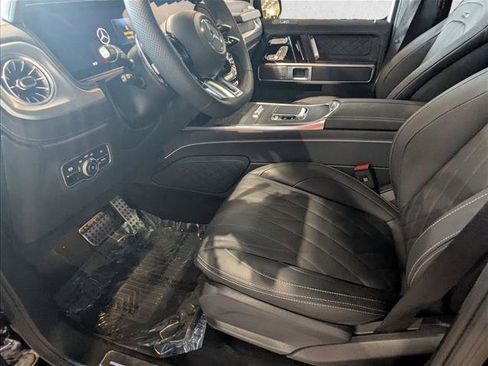Used 2026 Mercedes-Benz G 63 AMG AMG G 63 image 17