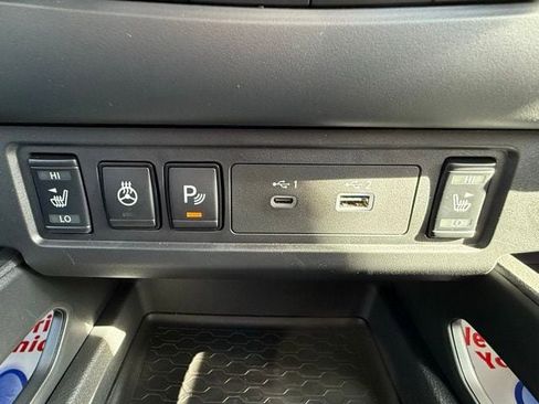 New 2026 Nissan Frontier SV w/ SV Convenience Package image 32