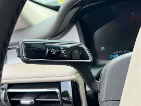 Used 2023 Lincoln Aviator AWD w/ Premium Package image 27