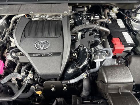 Certified 2024 Toyota Highlander LE image 55