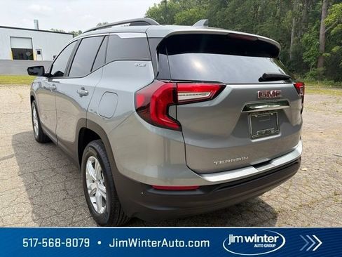 Certified 2024 GMC Terrain SLE w/ Driver Convenience Package FWD image 10