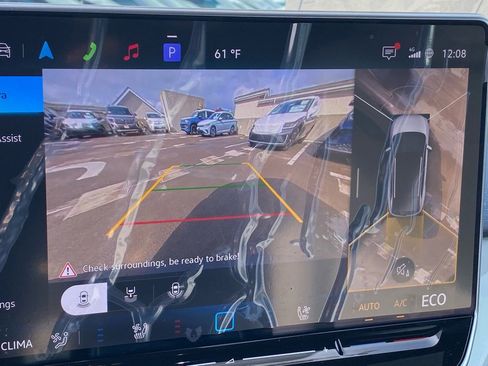 New 2025 Volkswagen ID.4 Pro image 9