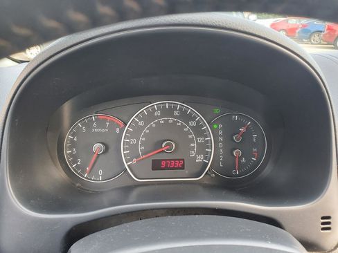 Used 2008 Suzuki SX4 AWD Hatchback w/ Touring Pkg image 16