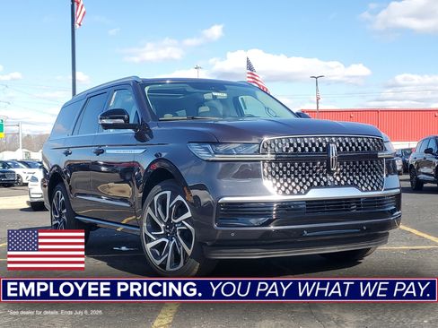 New 2026 Lincoln Navigator Reserve AWD/4WD image 1