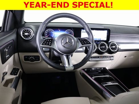 Certified 2025 Mercedes-Benz GLB 250 4MATIC image 35