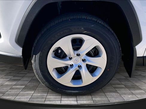 New 2025 Toyota RAV4 LE image 11