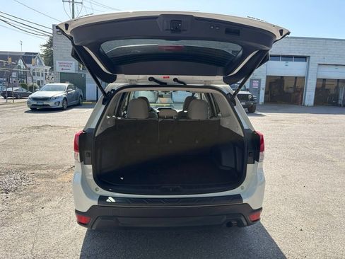 Used 2024 Subaru Forester Premium AWD/4WD image 7