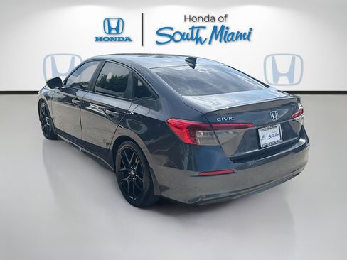 Certified 2022 Honda Civic Sport image 5