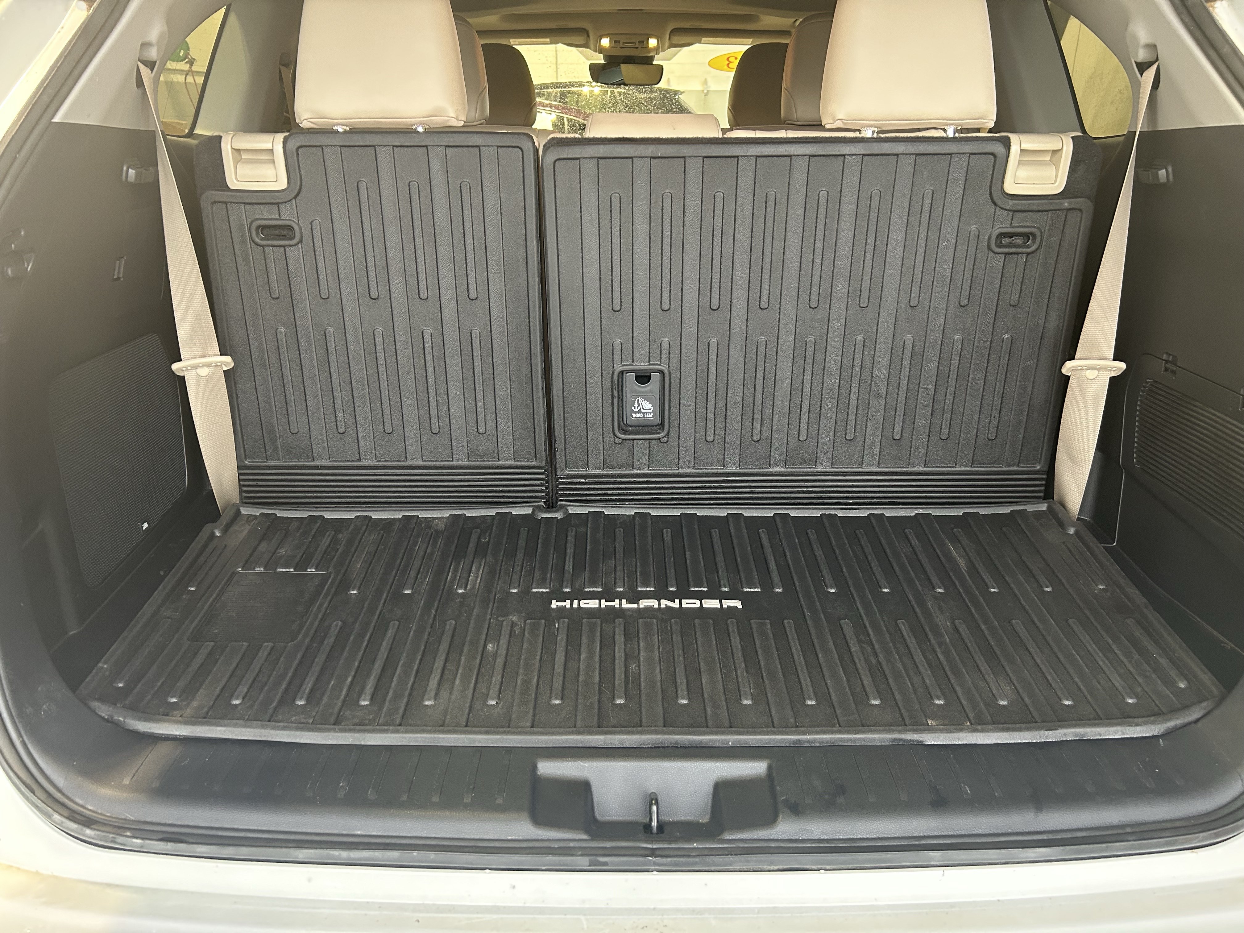 Used 2023 Toyota Highlander Limited AWD/4WD image 11