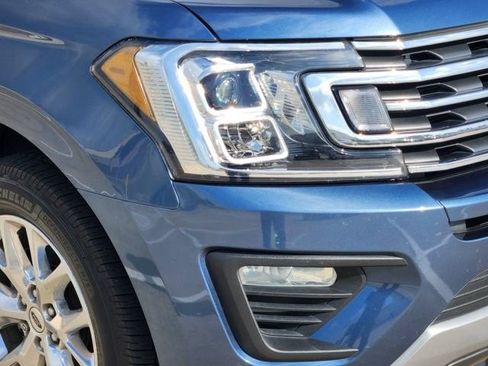 Used 2020 Ford Expedition XLT w/ Equipment Group 202A RWD image 9