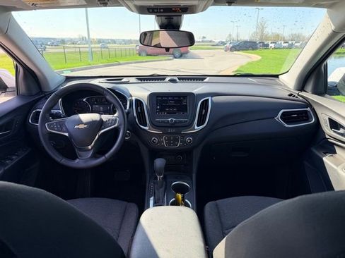 Used 2024 Chevrolet Equinox LT image 6