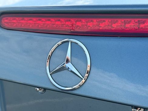 Used 2005 Mercedes-Benz SL 500 image 16
