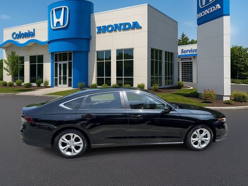 Used 2025 Honda Accord LX image 8
