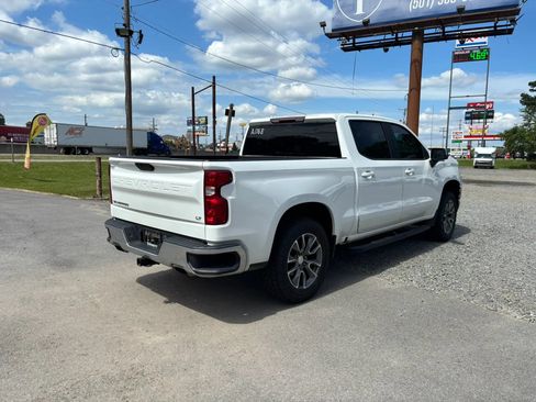 Used 2021 Chevrolet Silverado 1500 LT AWD/4WD image 6