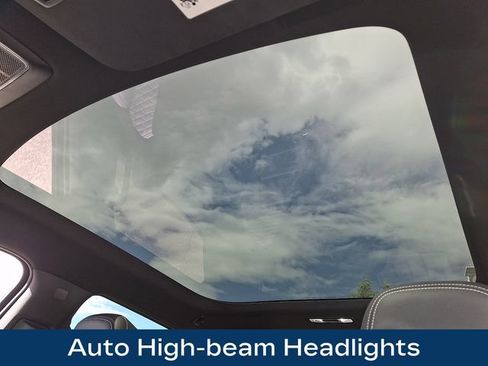 Used 2025 GMC Sierra EV Denali AWD/4WD image 18
