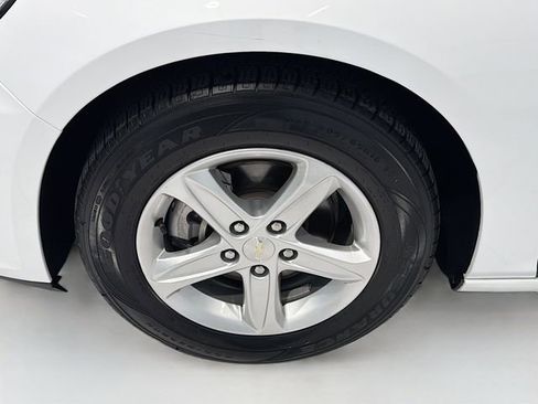 Used 2020 Chevrolet Malibu LS w/ Driver Confidence Package II image 24