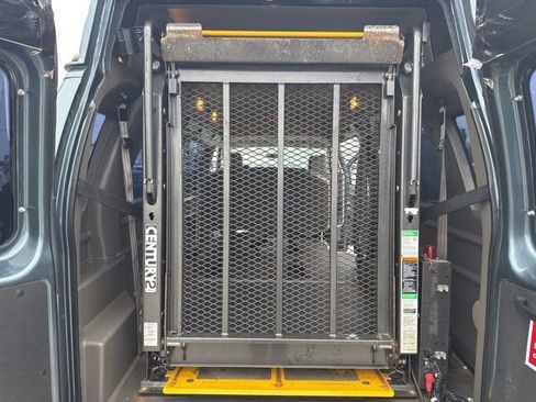 Used 2014 Ford E-250 and Econoline 250 Extended w/ Power Group image 2