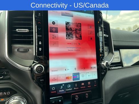 New 2026 RAM 1500 Laramie AWD/4WD image 24