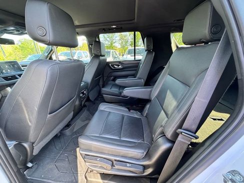 Used 2022 Chevrolet Tahoe Z71 w/ Luxury Package image 27