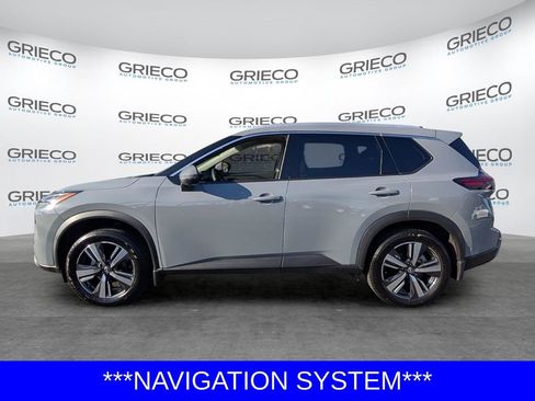 Certified 2025 Nissan Rogue SL FWD image 4
