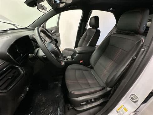 Used 2023 Chevrolet Equinox RS image 16