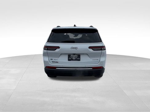 Used 2023 Jeep Grand Cherokee L Limited image 7