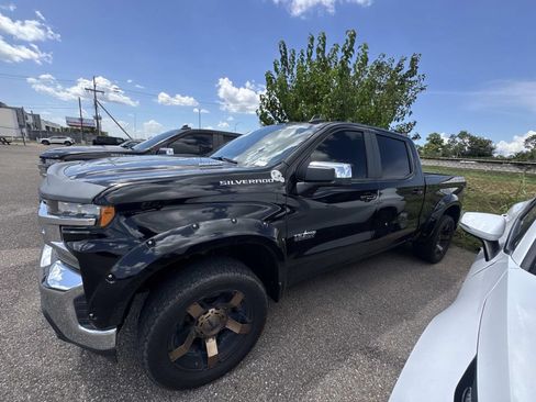 Used 2020 Chevrolet Silverado 1500 LT w/ Texas Edition RWD image 6