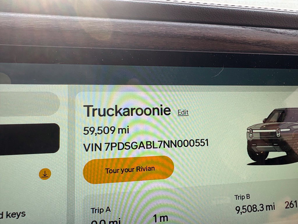 Used 2022 Rivian R1S Launch Edition Quad AWD/4WD image 28