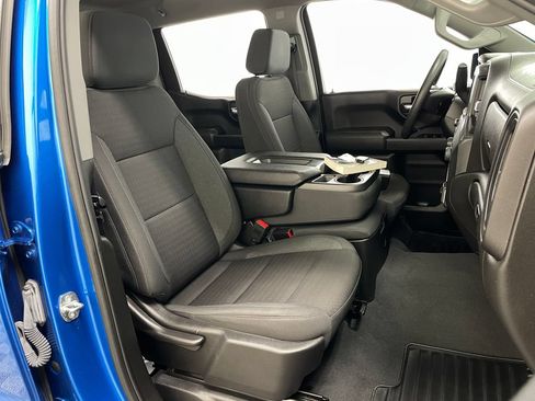 Certified 2023 Chevrolet Silverado 1500 Custom w/ 2.7L Blackout Package AWD/4WD image 34