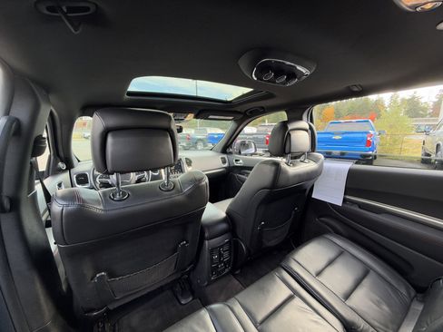 Used 2017 Dodge Durango R/T image 35