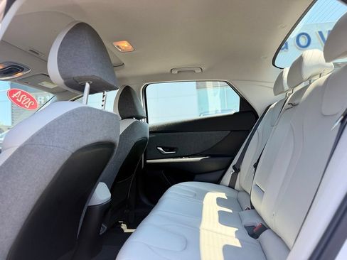 Used 2024 Hyundai Elantra Limited FWD image 22