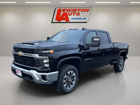 New 2026 Chevrolet Silverado 3500 LT image 1