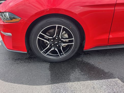 Used 2020 Ford Mustang Premium RWD image 9