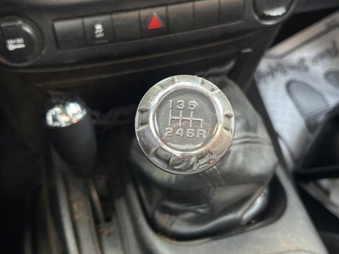 Used 2014 Jeep Wrangler Sport w/ Quick Order Package 23S AWD/4WD image 11