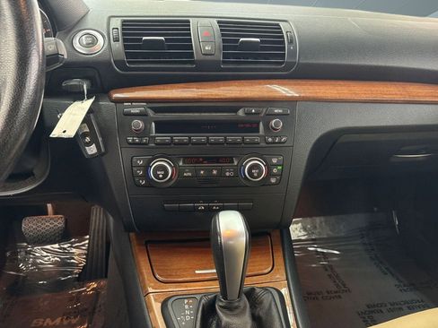 Used 2008 BMW 128i Convertible image 24