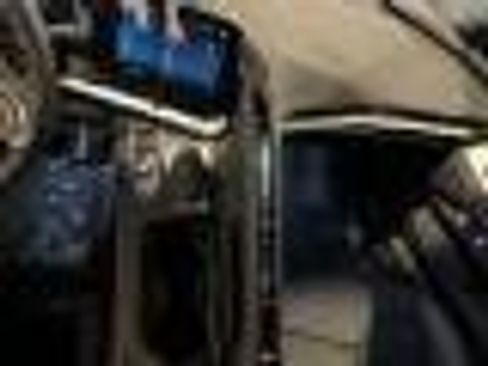 Used 2025 Chevrolet Corvette Stingray Coupe w/ 1LT image 21