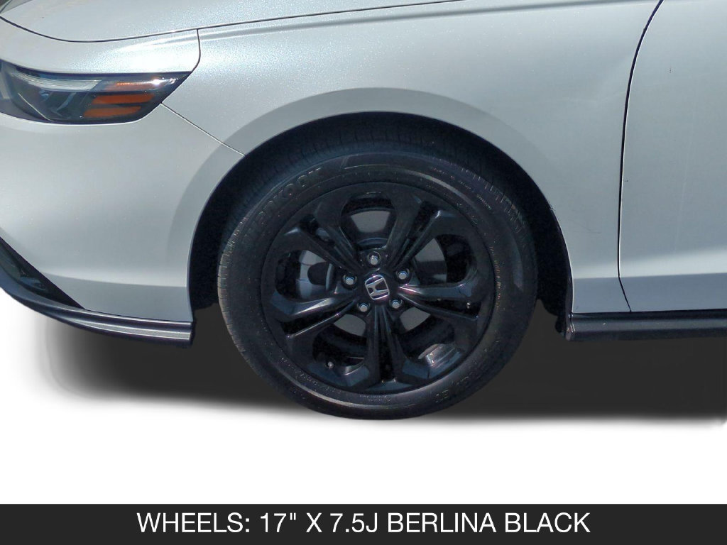 Used 2025 Honda Accord SE image 11