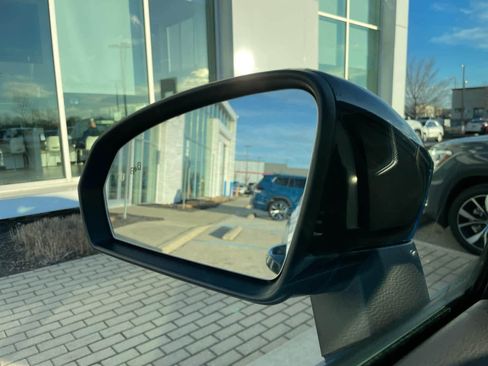 New 2026 Volkswagen Taos SE FWD image 24