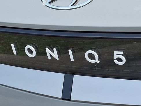 Used 2023 Hyundai Ioniq 5 SEL AWD/4WD image 34