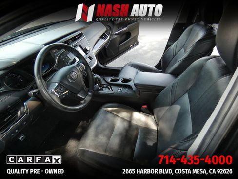 Used 2018 Toyota Avalon XLE FWD image 53