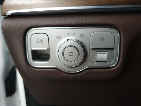 Certified 2026 Mercedes-Benz GLE 350 4MATIC image 10