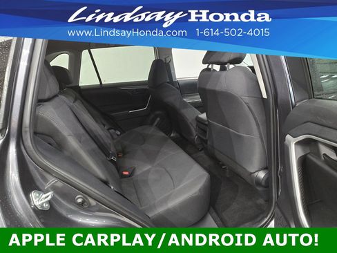 Used 2021 Toyota RAV4 LE image 9