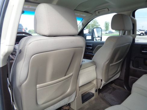 Used 2015 Chevrolet Silverado 2500 LT w/ LT Convenience Package image 47