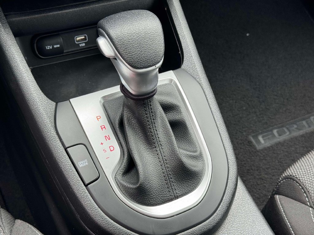 Used 2023 Kia Forte LXS w/ LXS Technology Package FWD image 26