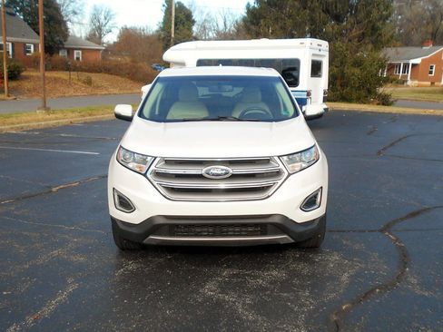 Used 2015 Ford Edge SEL w/ Equipment Group 201A image 3